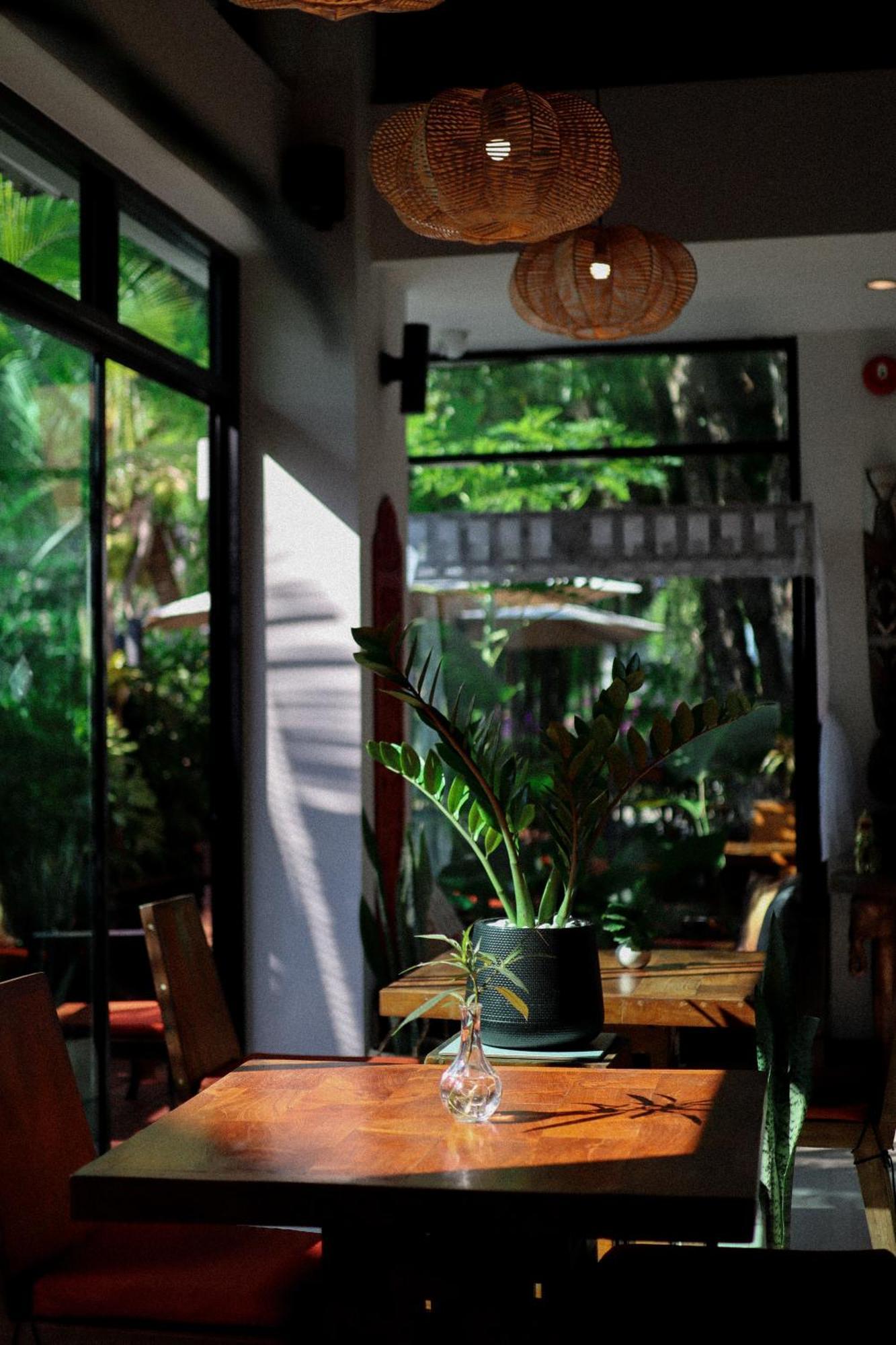 Navatara Phuket Resort - SHA Plus Rawai Eksteriør bilde