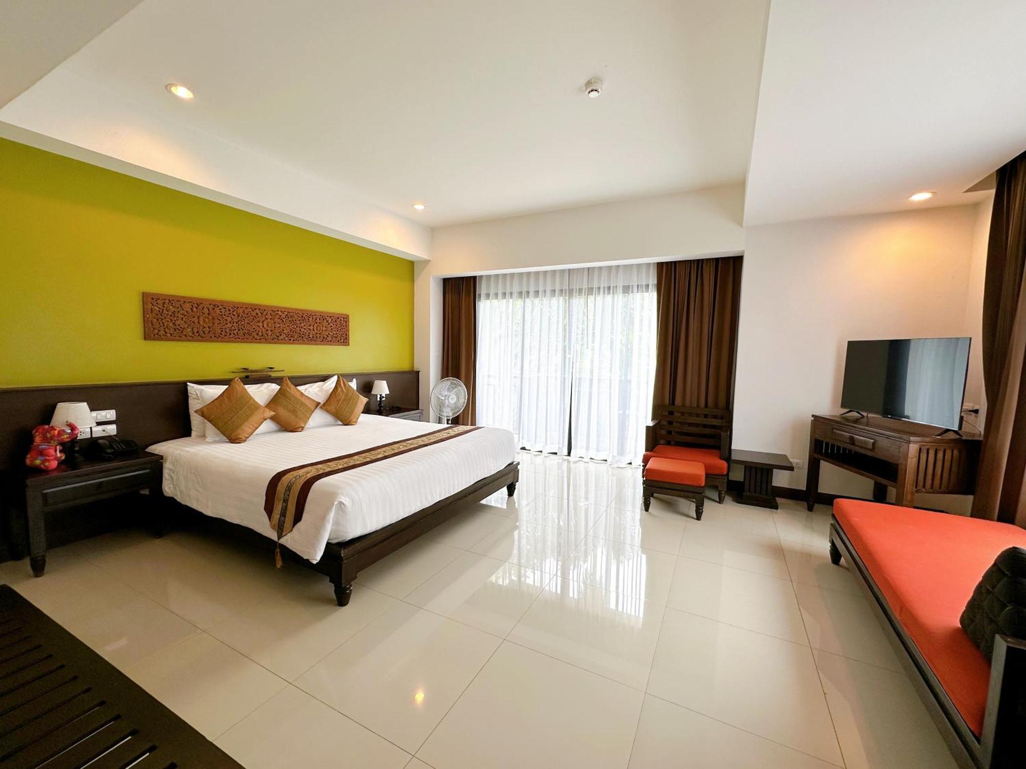 Navatara Phuket Resort - SHA Plus Rawai Eksteriør bilde