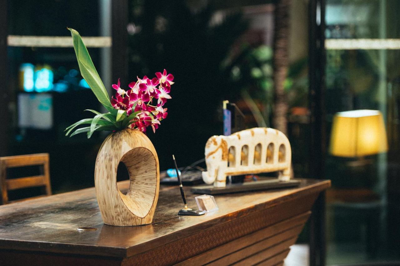 Navatara Phuket Resort - SHA Plus Rawai Eksteriør bilde